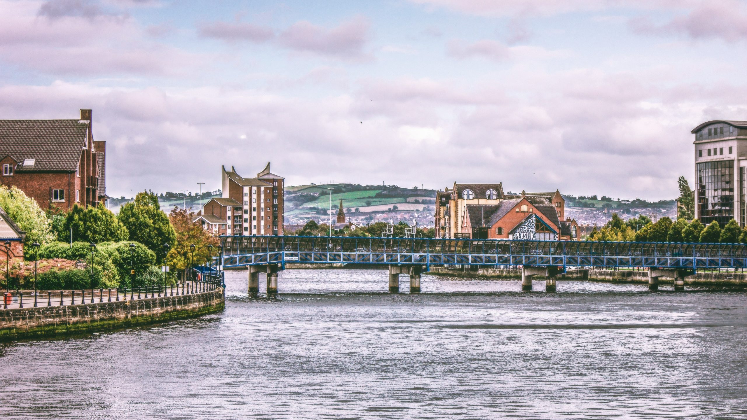 Belfast travel guide