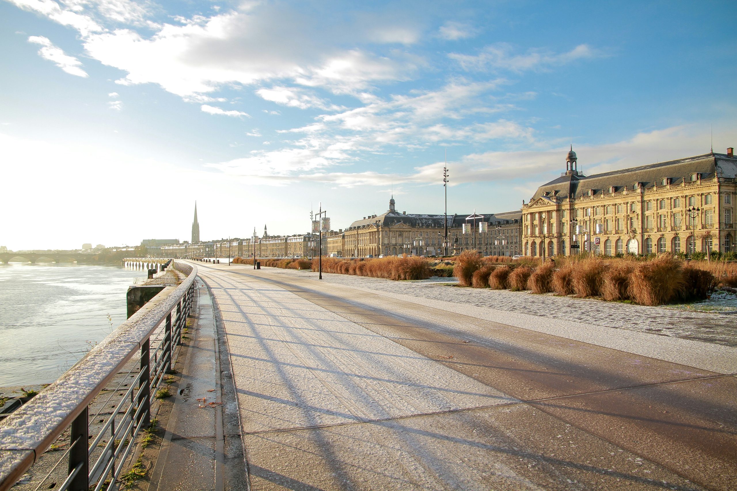Bordeaux travel guide
