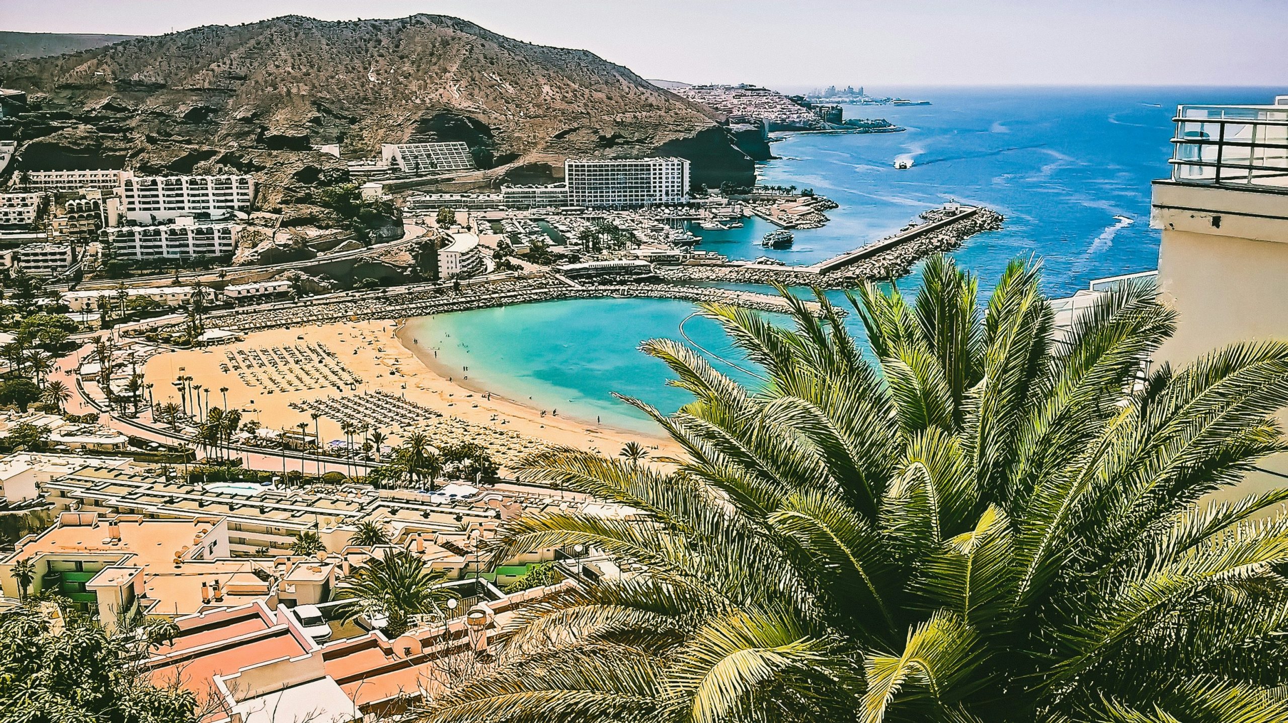 Las Palmas travel guide and destination overview